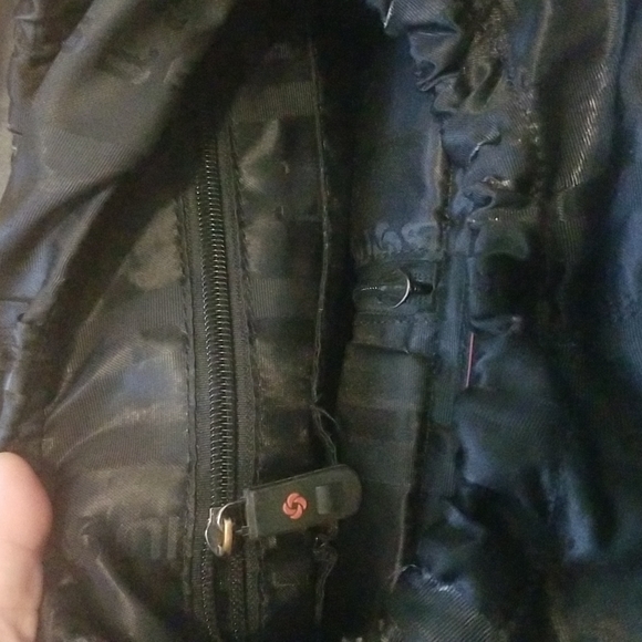 SOLD Samsonite RED Label Backpack - Picture 6 of 7